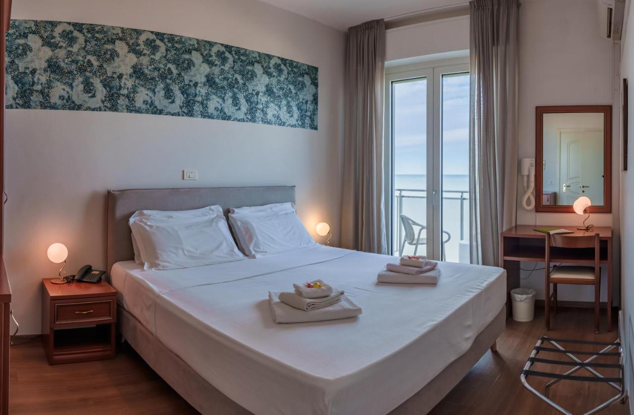 Hotel Tritone Senigallia Exteriér fotografie