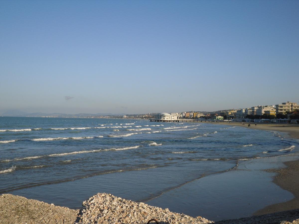 Hotel Tritone Senigallia Exteriér fotografie